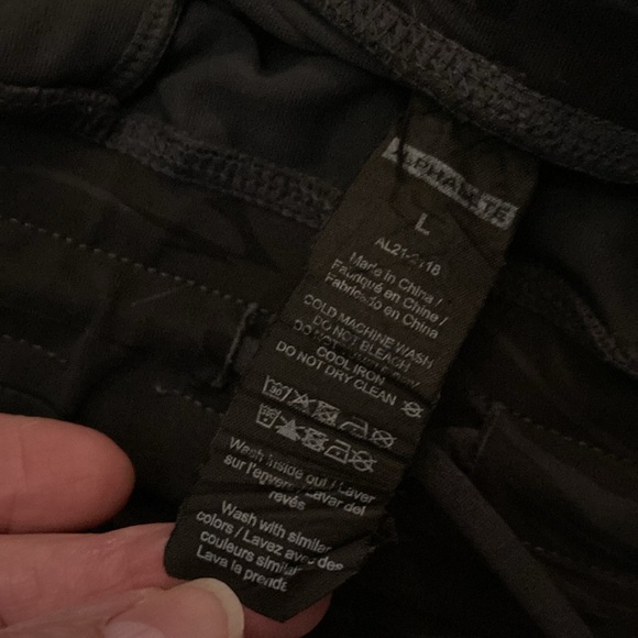 Men’s Alphalete Joggers (L) - Picture 2 of 8